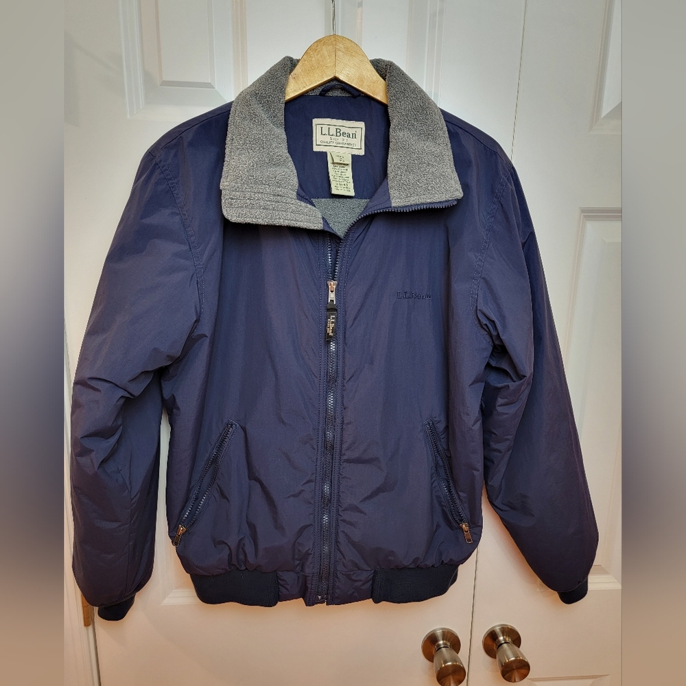 LL Bean Navy Blue Nylon Fleece Lined Jacket Men's Small‎